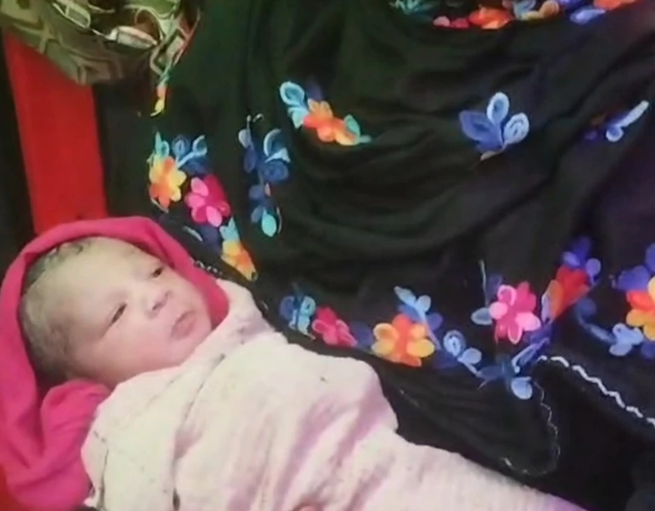 বাসে সন্তান জন্মদান, পরিবহনের নামে নাম, আজীবন ভ্রমণ ‘ফ্রি’