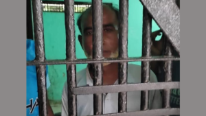 যুবলীগকর্মীকে ধরতে অভিযান, না পেয়ে বাবাকে গ্রেপ্তার