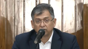 নোট অব ডিসেন্ট ইস্যুতে ছাড় দেওয়ার সুযোগ রয়েছে: স্বরাষ্ট্রমন্ত্রী