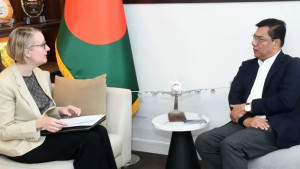 ‘জরুরি হাই লেভেল কমিটির সুপারিশে আরও বিমান কিনবে সরকার’
