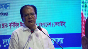 আশ্রয়ণ প্রকল্পের ঘর ভবঘুরেদের আড্ডাস্থল: ত্রাণমন্ত্রী