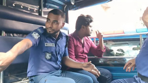 ‘শুভ জন্মদিন আপা’ মন্তব্য, ছাত্রশক্তির নেতাকে পুলিশে সোপর্দ