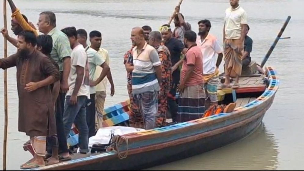শীতলক্ষ্যায় নিখোঁজ ৪ জনের মধ্যে ৩ জনের লাশ উদ্ধার