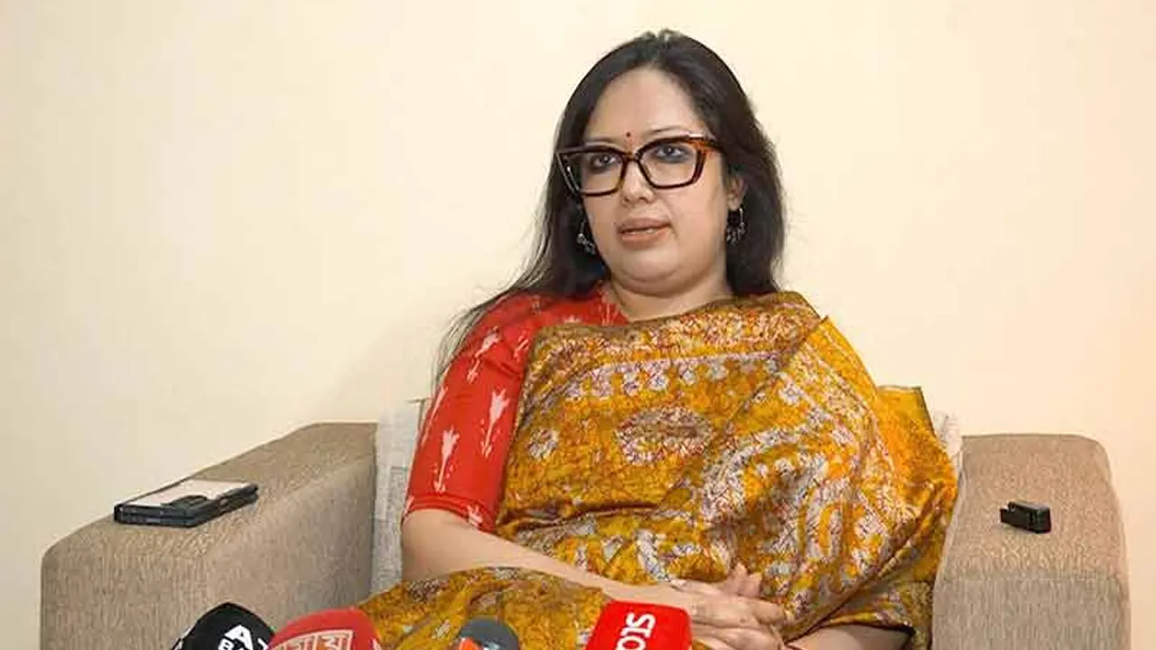 ডেপুটি অ্যাটর্নি জেনারেলের বিরুদ্ধে রুমিন ফারহানার অভিযোগ