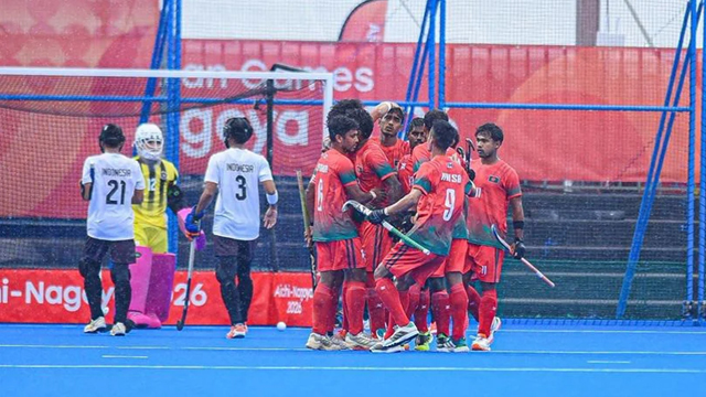 ইন্দোনেশিয়াকে হারিয়ে পয়েন্ট তালিকায় চারে বাংলাদেশ